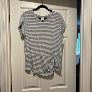 CAbi Gray and White Ruched Short Sleeve T-Shirt